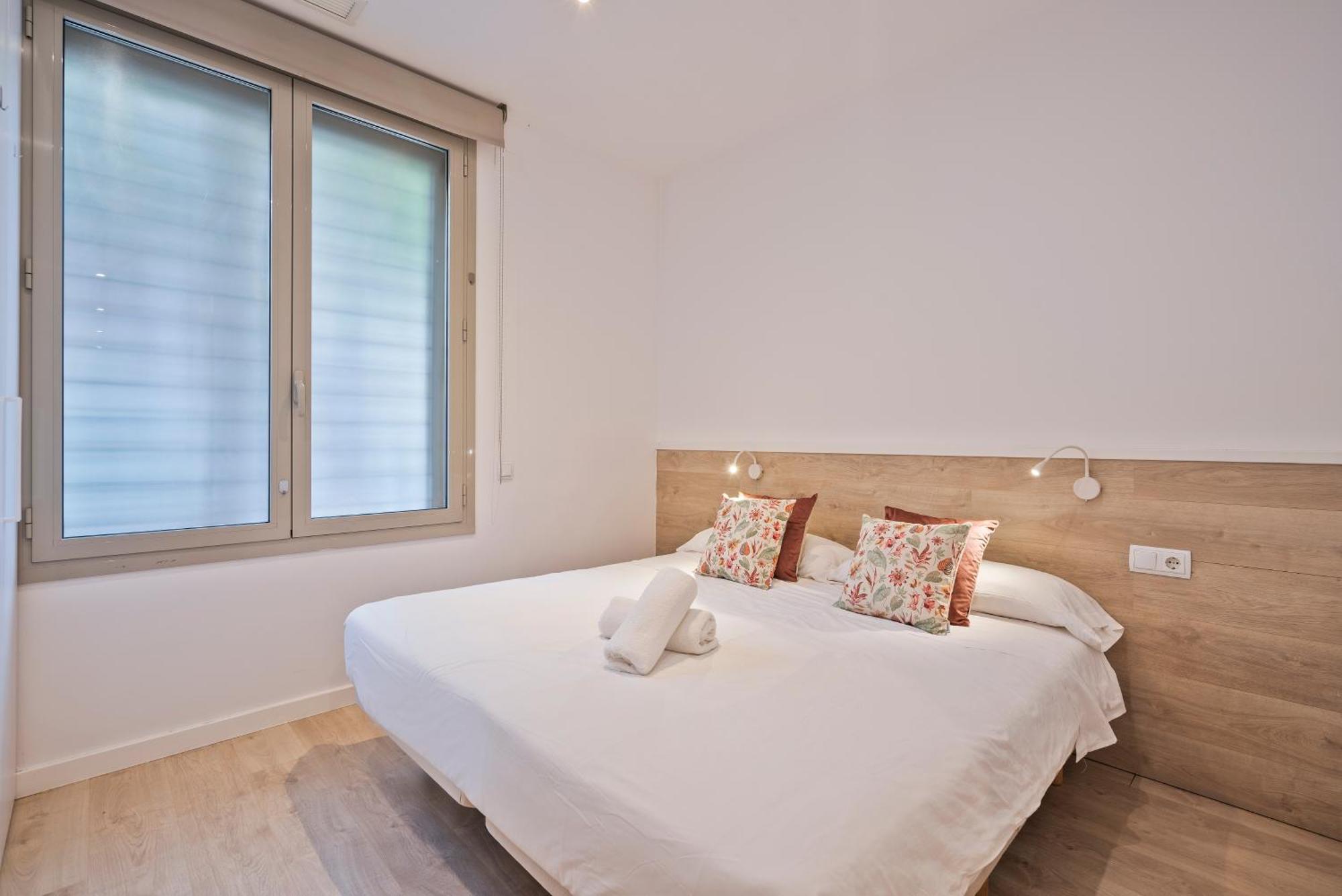 Bcnstop Sant Pau Suites Barcelona Exterior photo