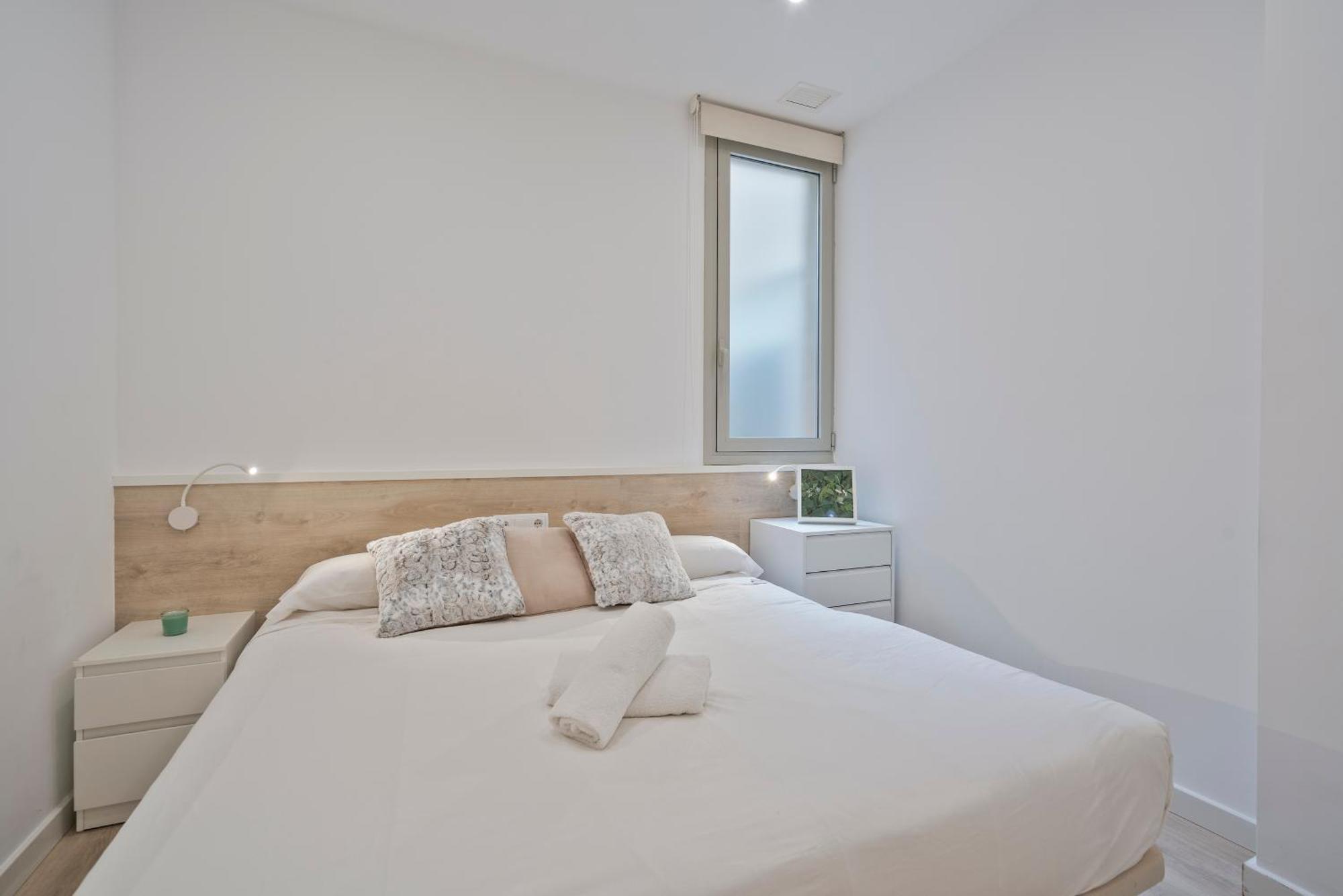 Bcnstop Sant Pau Suites Barcelona Exterior photo